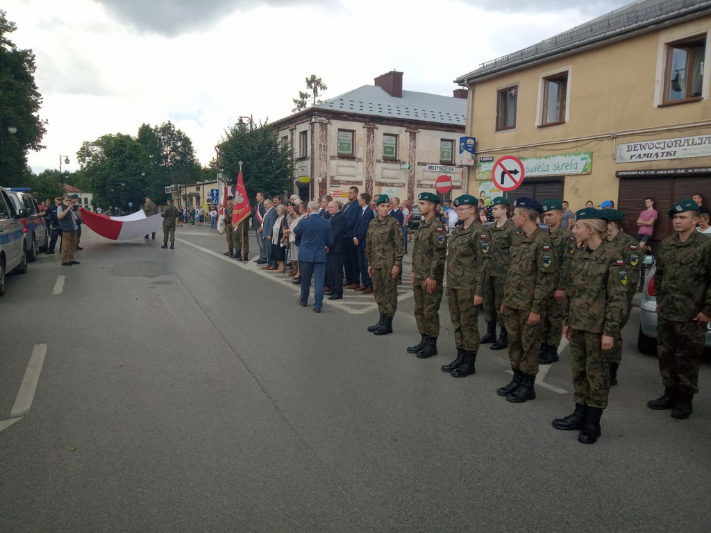 Końskie: Obchody w `Godzinę W` [wideo, zdjęcia]