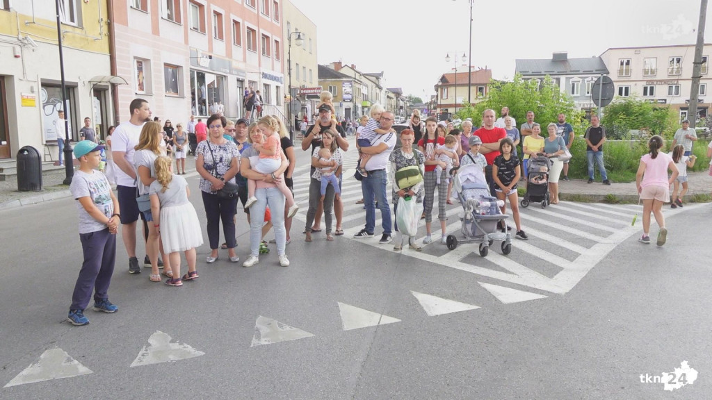 Końskie: Obchody w `Godzinę W` [wideo, zdjęcia]