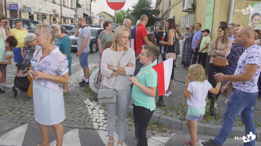 Końskie: Obchody w `Godzinę W` [wideo, zdjęcia]