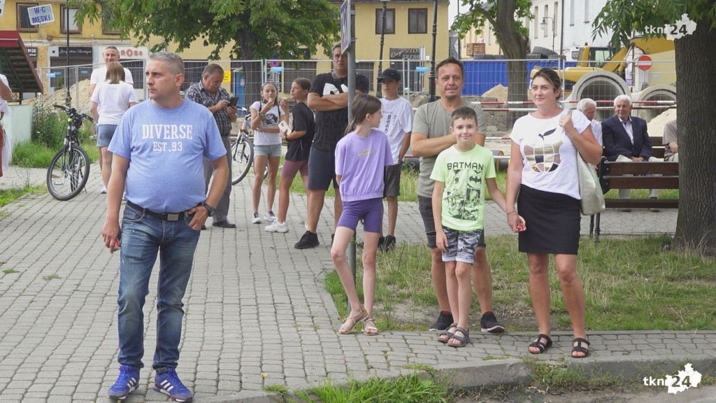 Końskie: Obchody w `Godzinę W` [wideo, zdjęcia]