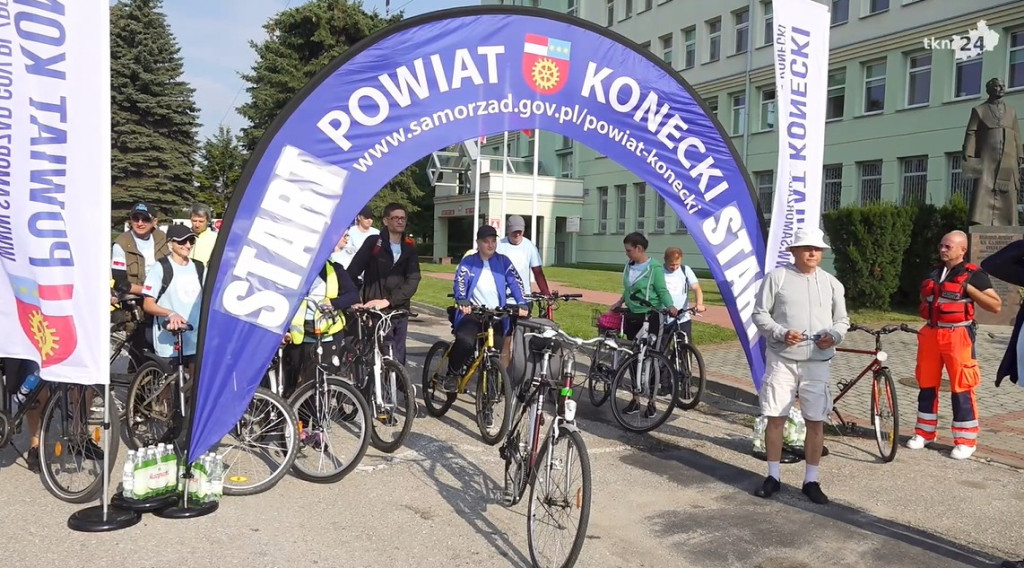 Konecczanie ruszyli na rowerach historyczną trasą [wideo, zdjęcia]