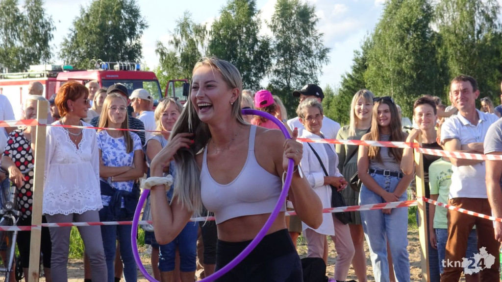Julia Pałgan miss, Artur Rurarz strongmanem Ziemi Radoszyckiej! [wideo, zdjęcia]