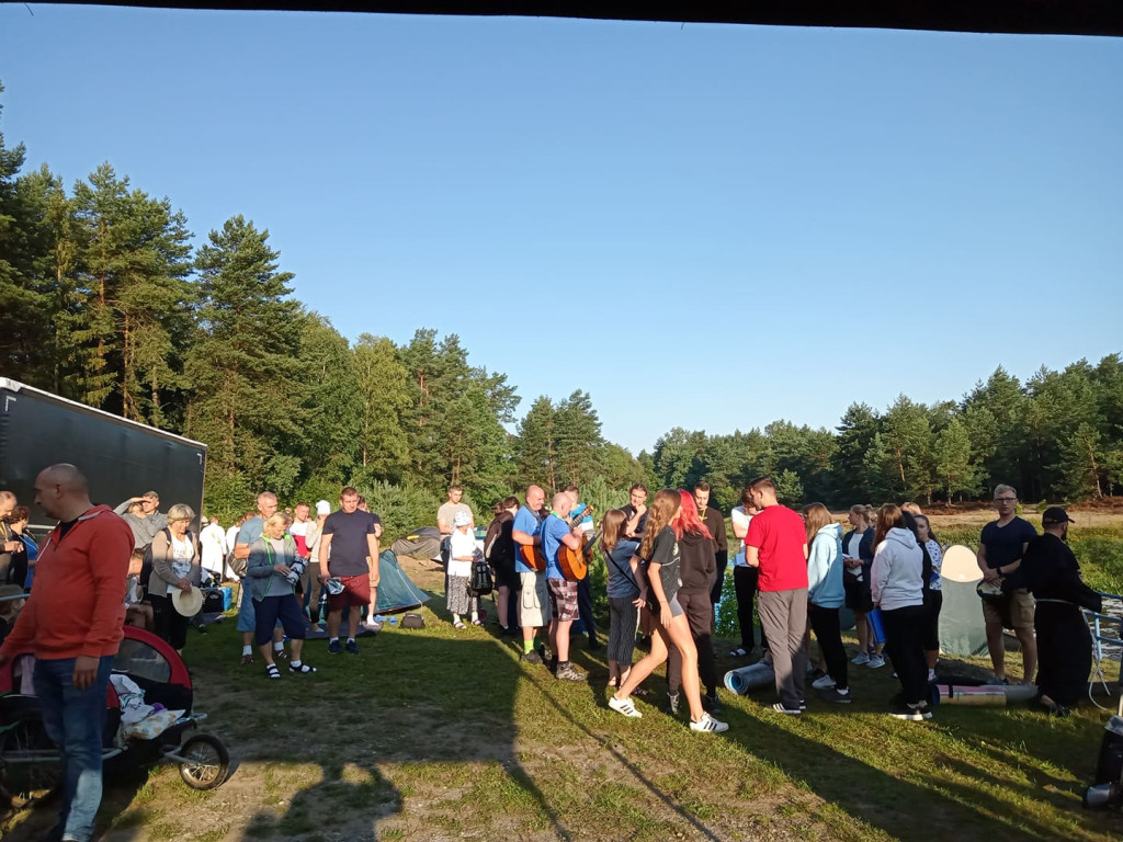 Nasi na pątniczym szlaku. Fotorelacja z pierwszego dnia wędrówki