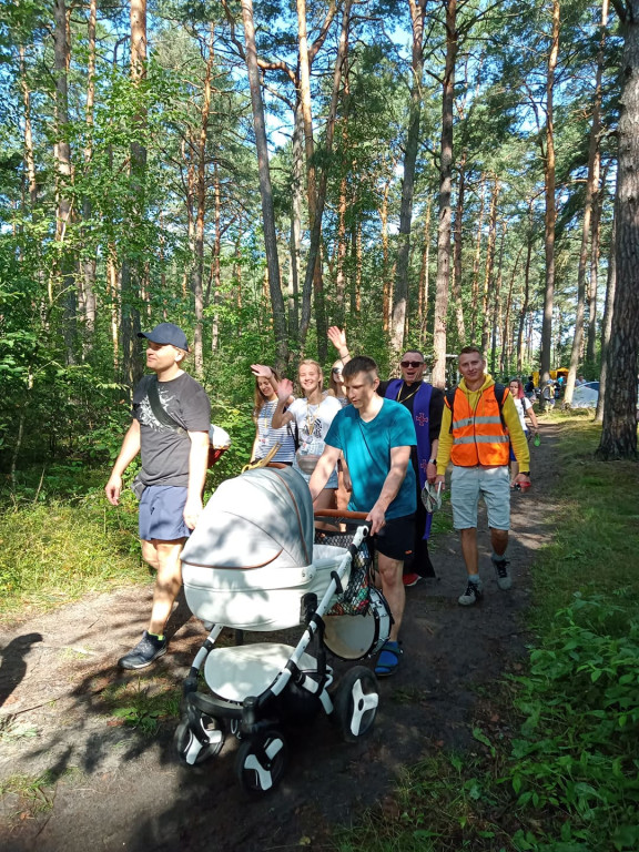 Nasi na pątniczym szlaku. Fotorelacja z pierwszego dnia wędrówki