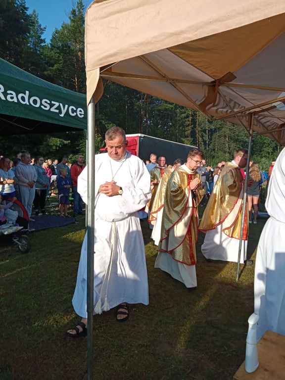 Nasi na pątniczym szlaku. Fotorelacja z pierwszego dnia wędrówki