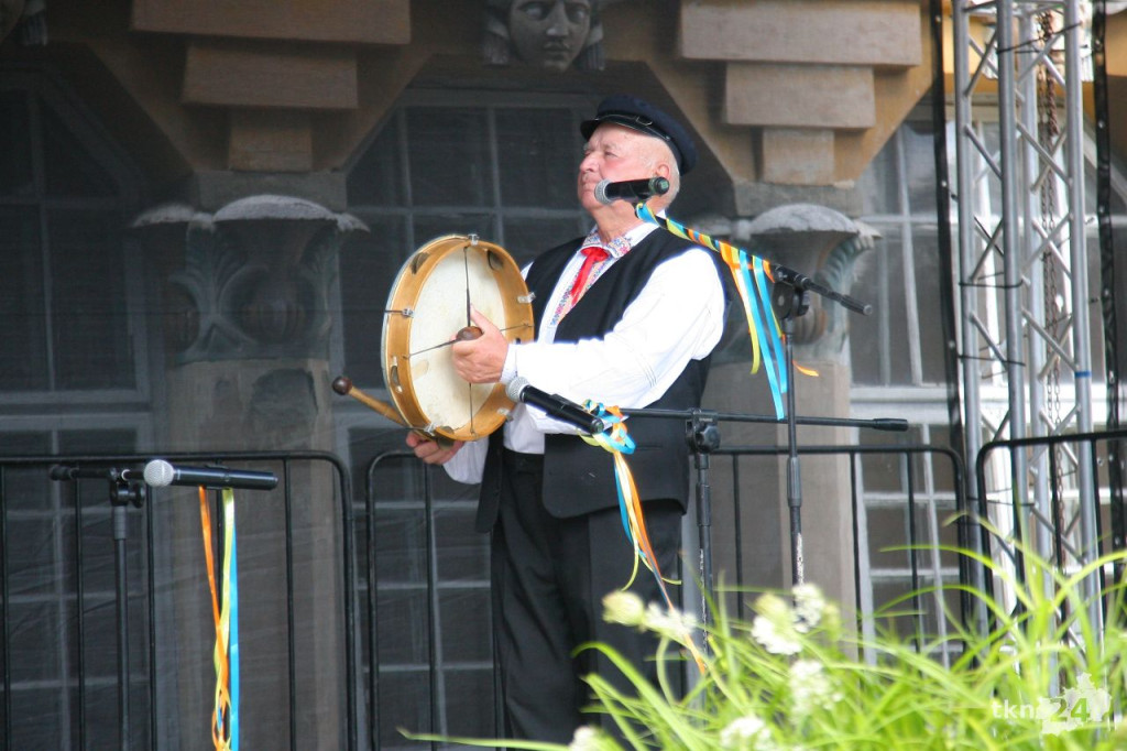 WIDEO: Niedziela na ludowo w koneckim parku [fotogaleria]