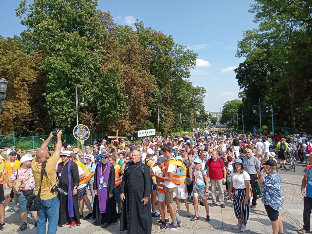 Pielgrzymi z Końskich dotarli do Częstochowy [zdjęcia]