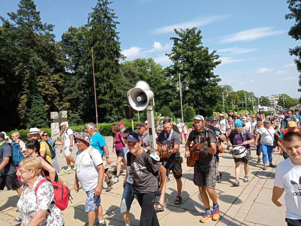 Pielgrzymi z Końskich dotarli do Częstochowy [zdjęcia]