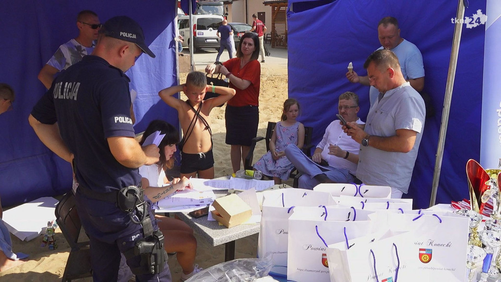 Udany finał akcji profilaktycznej koneckich policjantów [wideo, zdjęcia]