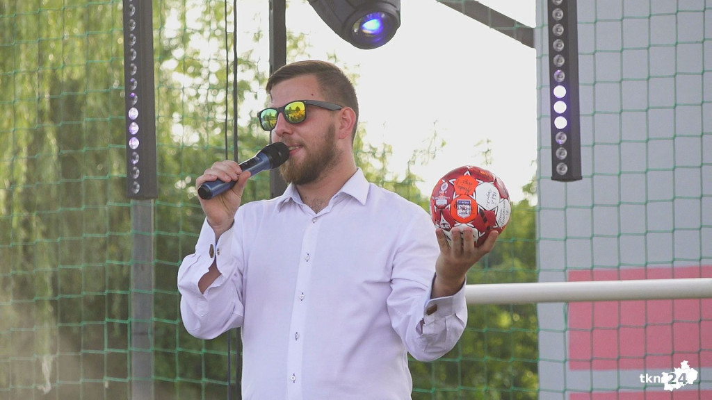 `Mejk` gwiazdą charytatywnego festynu dla Sławka w Mninie [wideo, zdjęcia]