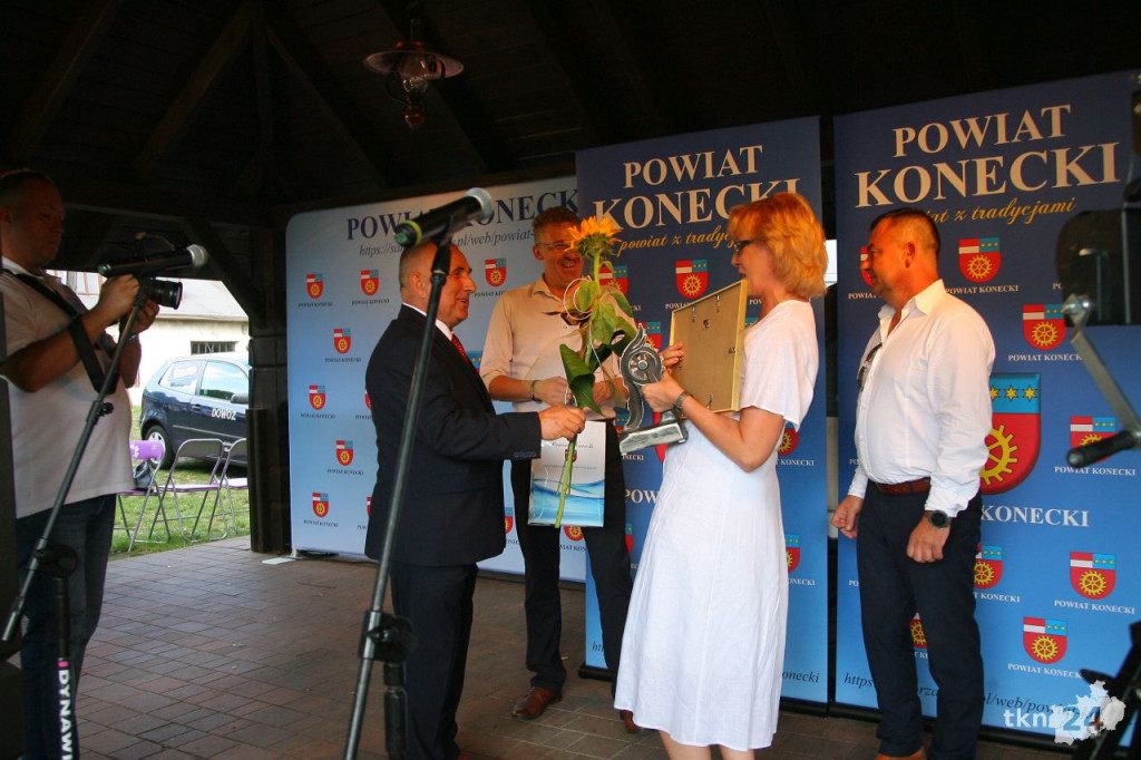 Powiatowe nagrody przyznane. Zobaczcie laureatów