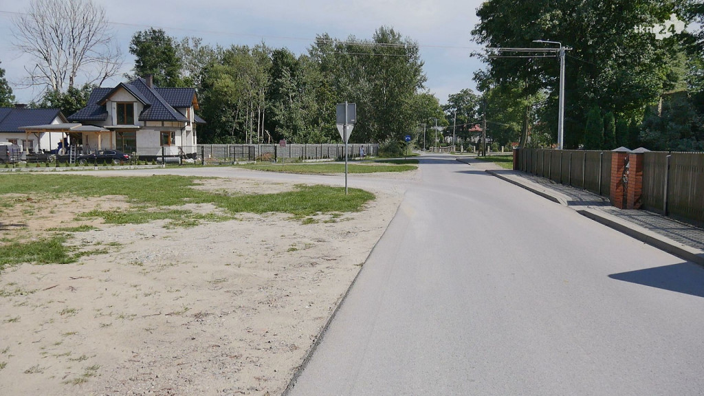 Ulice Zamkowa i Spacerowa w Fałkowie ulegną poprawie [wideo, zdjęcia]