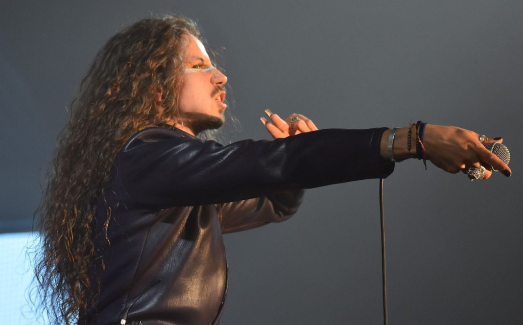 Michał Szpak porwał tłumy w koneckiej hali sportowej! [wideo, zdjęcia]