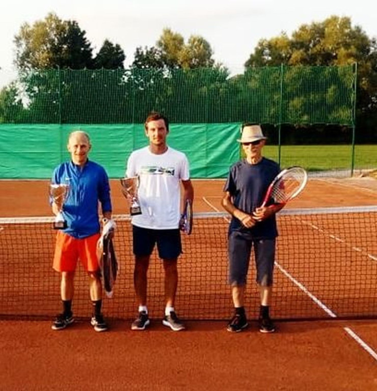 Zakończyły się wakacyjne turnieje siatkówki i tenisa Fair Play [zdjęcia]
