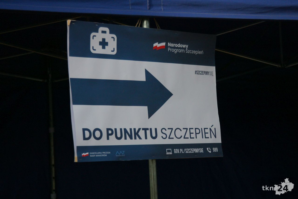Gospodynie promowały szczepienia na festynie w Końskich [wideo, zdjęcia]