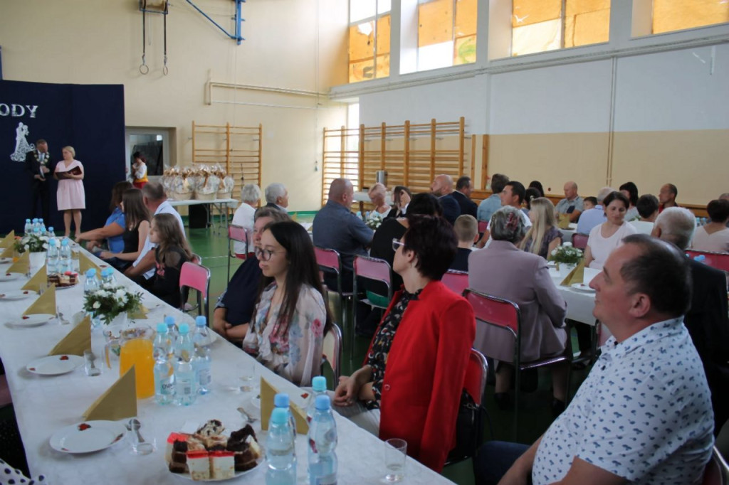 Smyków: Szesnaście par obchodziło 50-lecie pożycia małżeńskiego [zdjęcia]