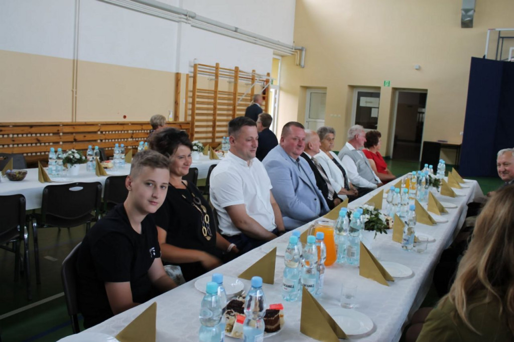 Smyków: Szesnaście par obchodziło 50-lecie pożycia małżeńskiego [zdjęcia]