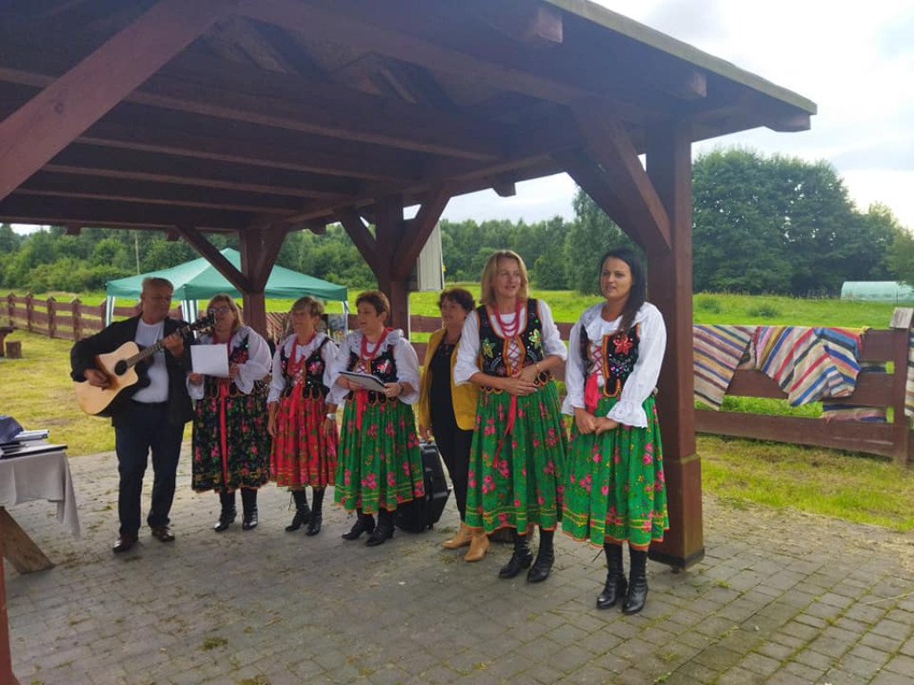 Pierwsze takie `Spotkanie z rękodziełem` w Cisowniku [zdjęcia]