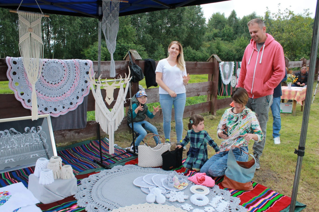 Pierwsze takie `Spotkanie z rękodziełem` w Cisowniku [zdjęcia]