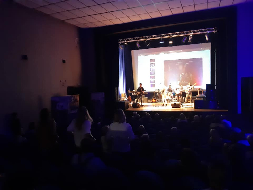 Stąporków: Pożegnali wakacje świetnym koncertem [wideo, zdjęcia]