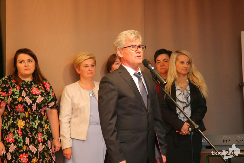 Witaj szkoło! Pierwszy dzwonek wybrzmiał w naszych podstawówkach [wideo, zdjęcia]