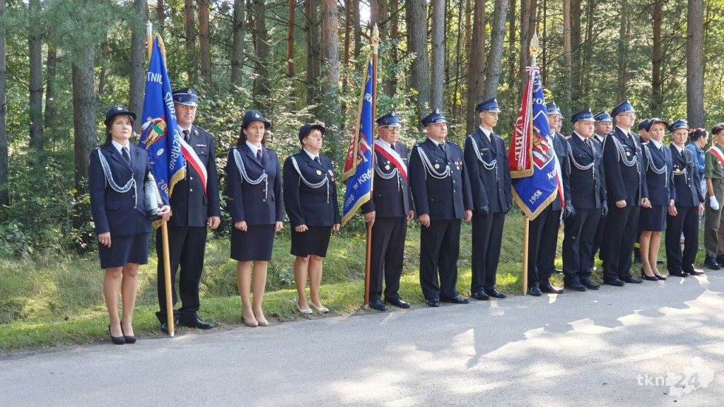 Modlili się za poległych w Trawnikach w 77. rocznicę bitwy [wideo, zdjęcia]
