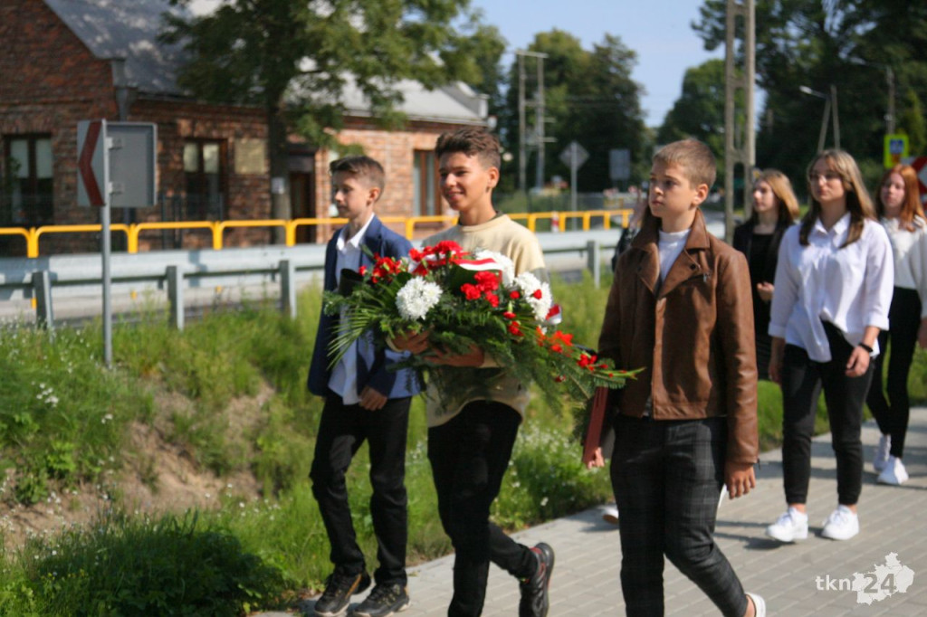 Społeczność Kazanowa pamięta o swoich bohaterach [wideo, zdjęcia]