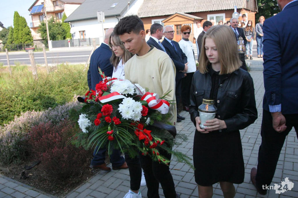 Społeczność Kazanowa pamięta o swoich bohaterach [wideo, zdjęcia]