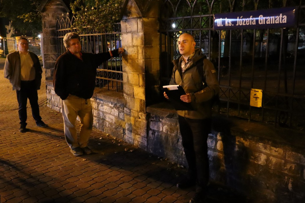 Poznawali historię Końskich podczas spaceru [wideo, zdjęcia]