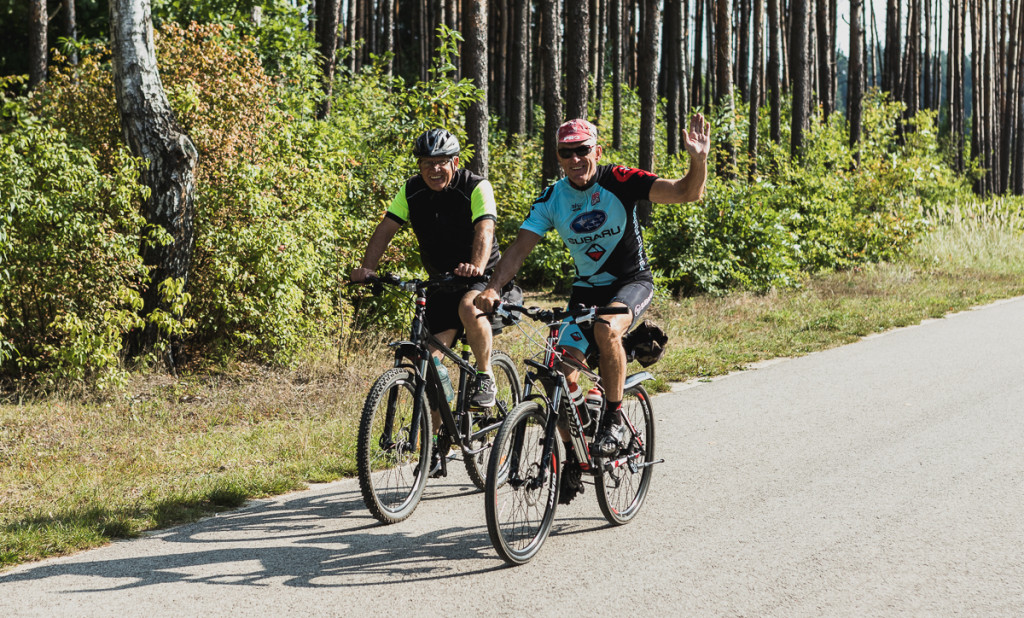 Mieszkańcy powiatu skarżyskiego i koneckiego na rowerowym szlaku [zdjęcia]
