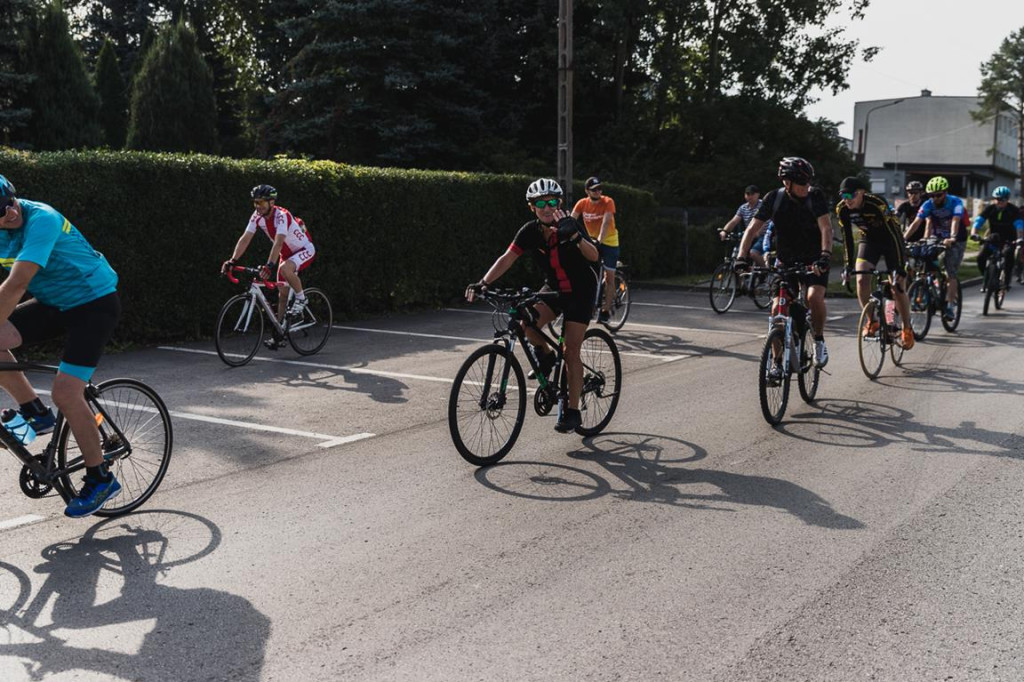 Mieszkańcy powiatu skarżyskiego i koneckiego na rowerowym szlaku [zdjęcia]
