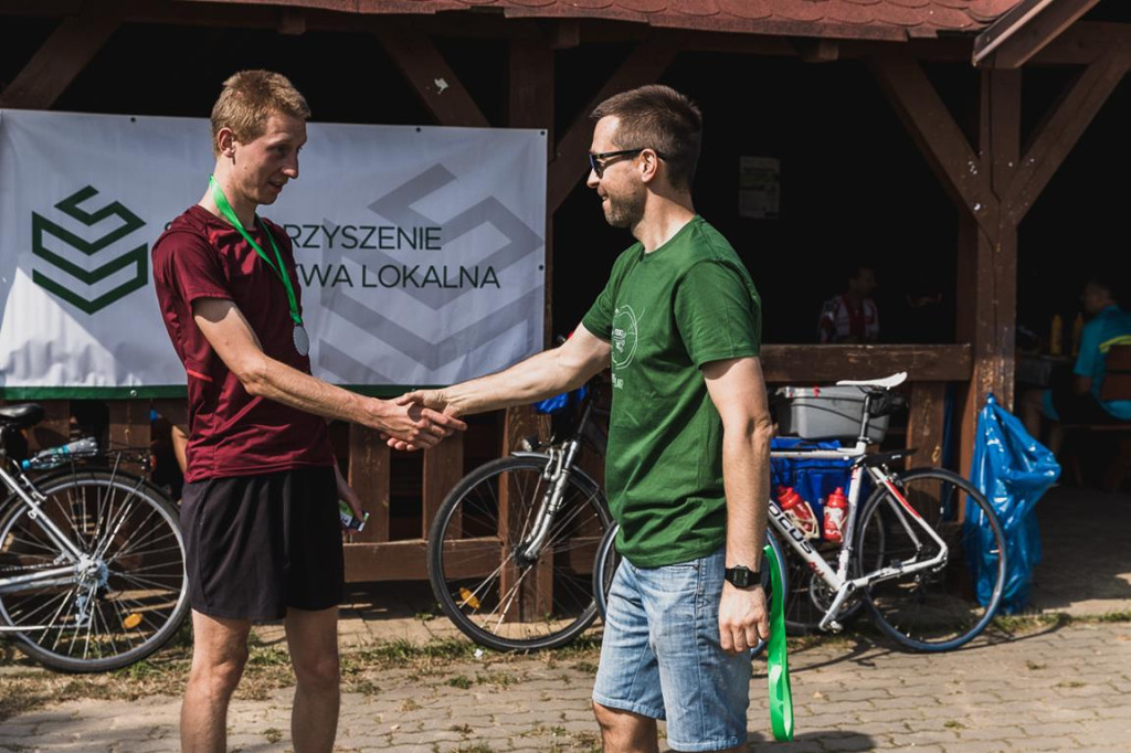 Mieszkańcy powiatu skarżyskiego i koneckiego na rowerowym szlaku [zdjęcia]