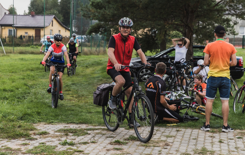Mieszkańcy powiatu skarżyskiego i koneckiego na rowerowym szlaku [zdjęcia]