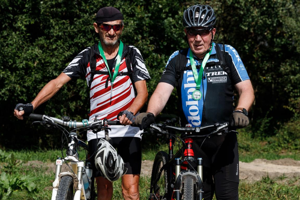 Mieszkańcy powiatu skarżyskiego i koneckiego na rowerowym szlaku [zdjęcia]