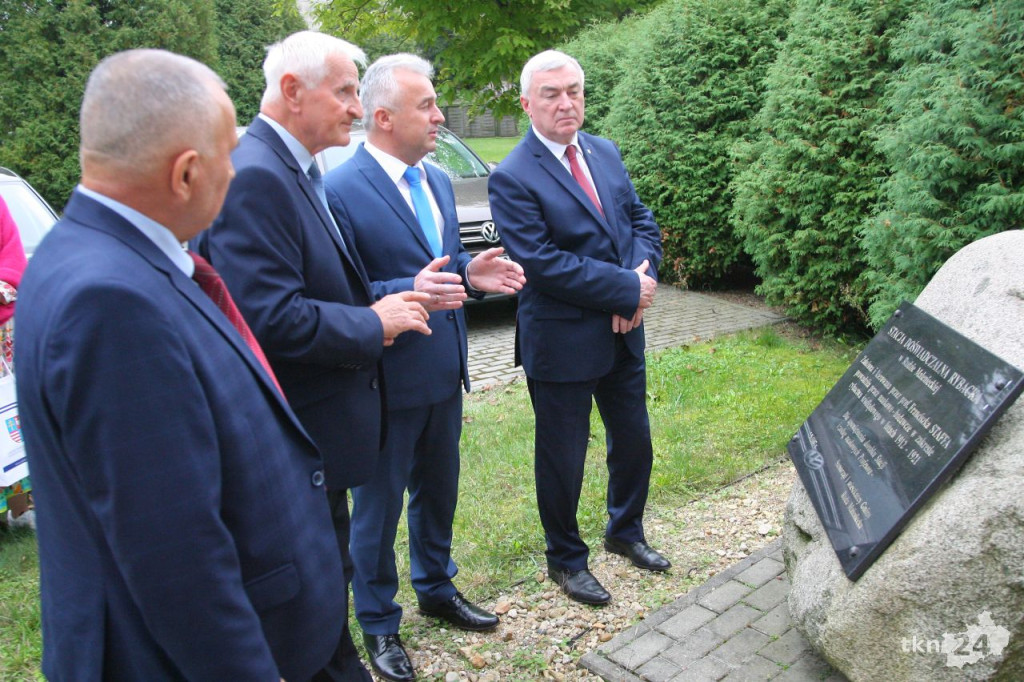 Marszałek z wizytą w gospodarstwie rybackim i domu seniora [wideo, zdjęcia]