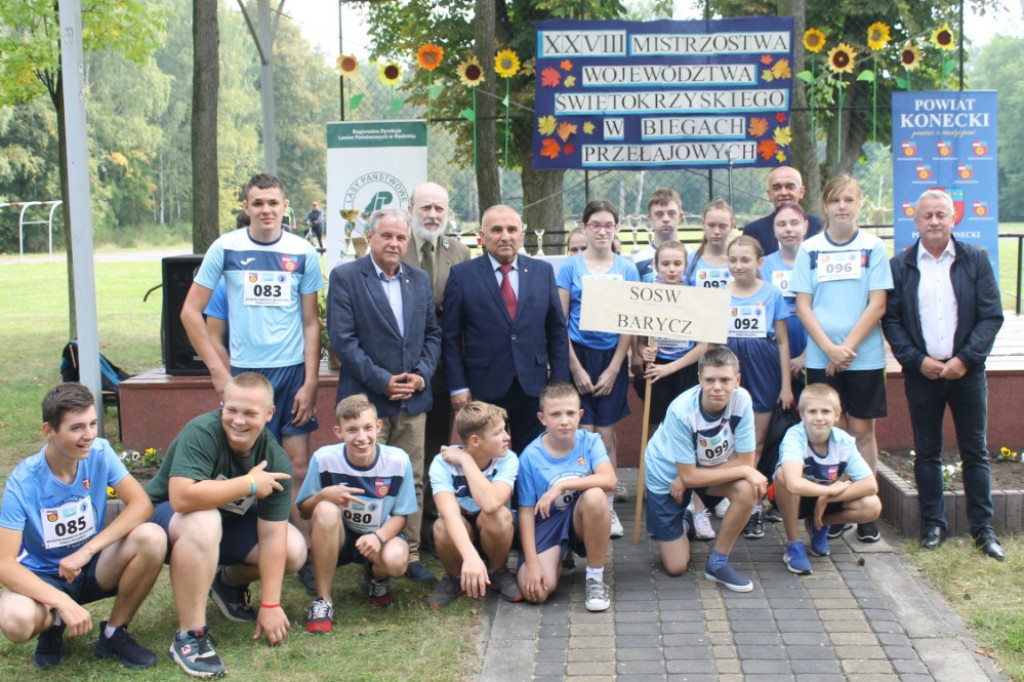 Sportowa rywalizacja w SOSW w Baryczy [zdjęcia]
