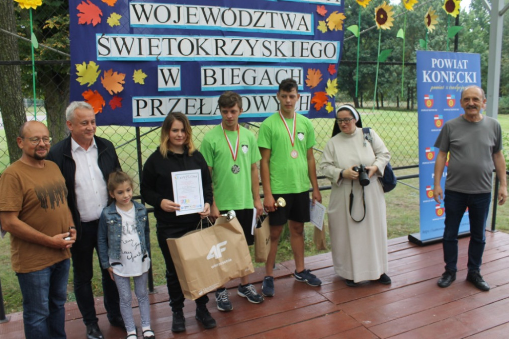 Sportowa rywalizacja w SOSW w Baryczy [zdjęcia]