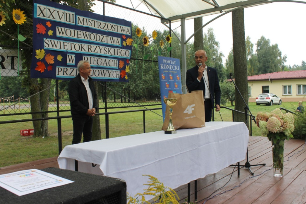 Sportowa rywalizacja w SOSW w Baryczy [zdjęcia]