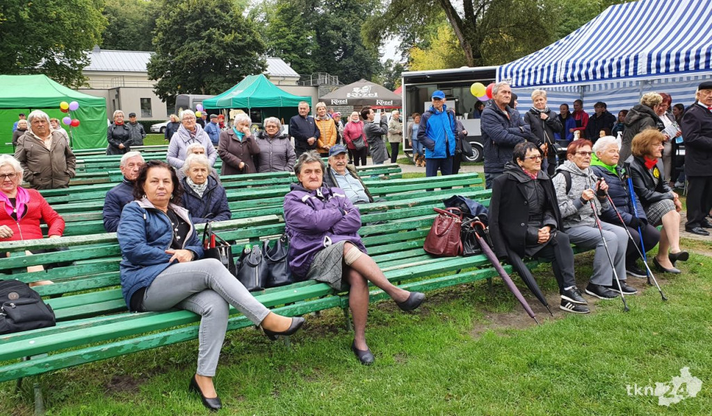 Święto seniorów w koneckim parku. Odbyły się `Senioralia` [wideo, zdjęcia]