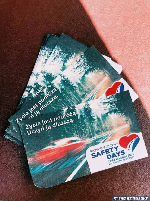 Profilaktyczna akcja koneckiej policji [zdjęcia]