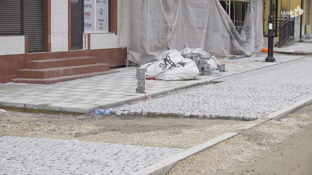 Zaglądamy do centrum Końskich. Jak przebiegają prace? [wideo, zdjęcia]