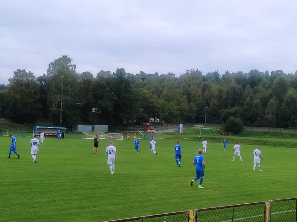 Neptun remisuje z Wierną Małogoszcz [zdjęcia]