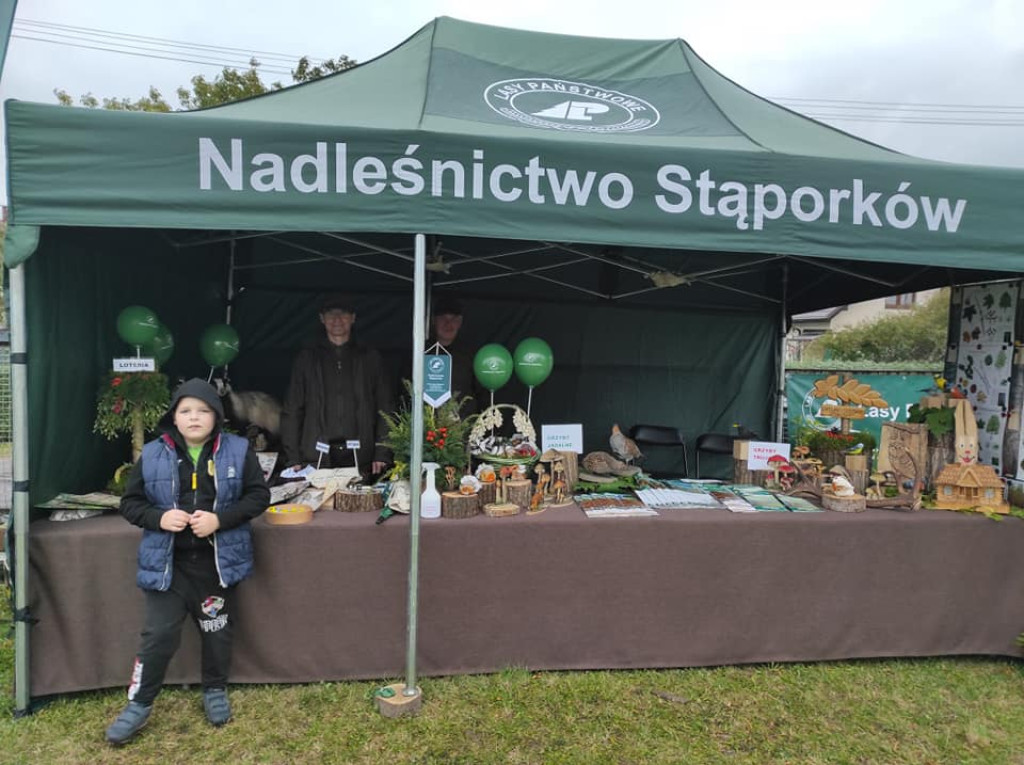 Znakomita zabawa w Hucisku z KGW 
