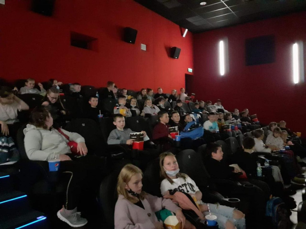 Uczniowie z Królewca zwiedzili zamek w Chęcinach [zdjęcia]