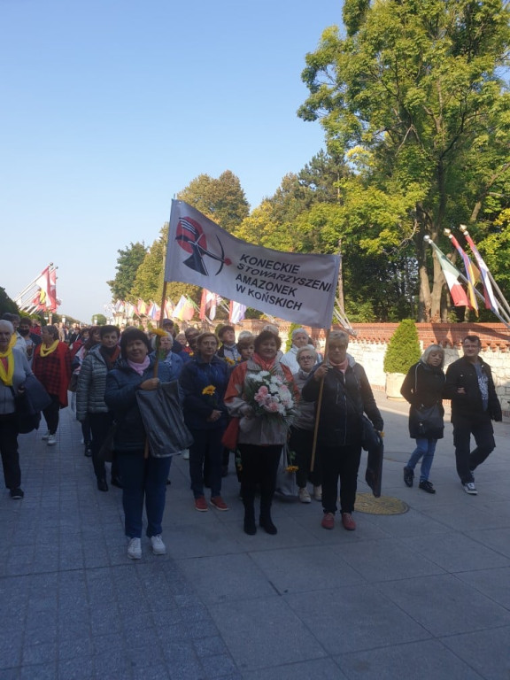 Koneckie Amazonki pielgrzymowały do Częstochowy [zdjęcia]