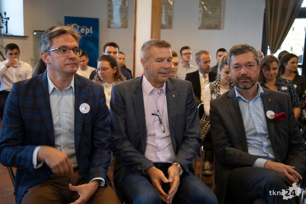 Młodzi otwarci na Europę.  Pierwsza edycja Europejskiej Akademii Młodych Liderów Wsi już za nami! [wideo, zdjęcia]