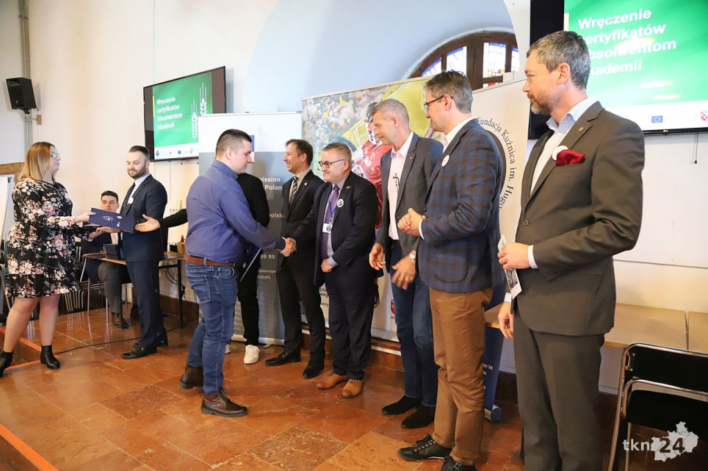 Młodzi otwarci na Europę.  Pierwsza edycja Europejskiej Akademii Młodych Liderów Wsi już za nami! [wideo, zdjęcia]