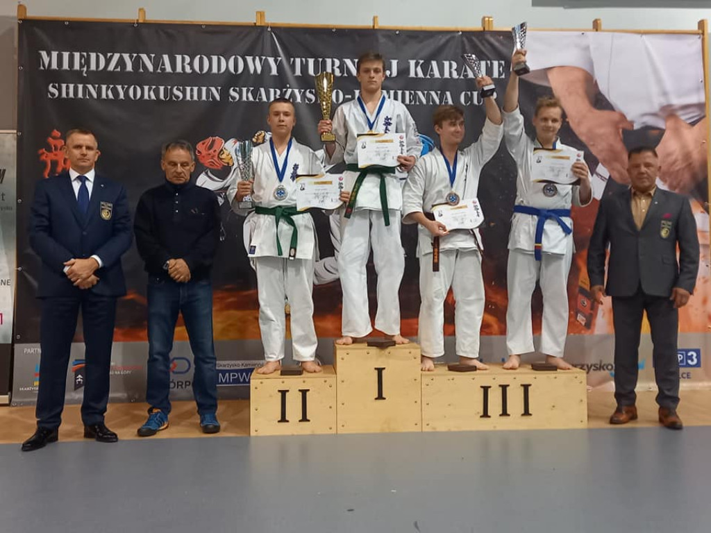 Koneccy karatecy z worem medali na zawodach w Skarżysku [zdjęcia]