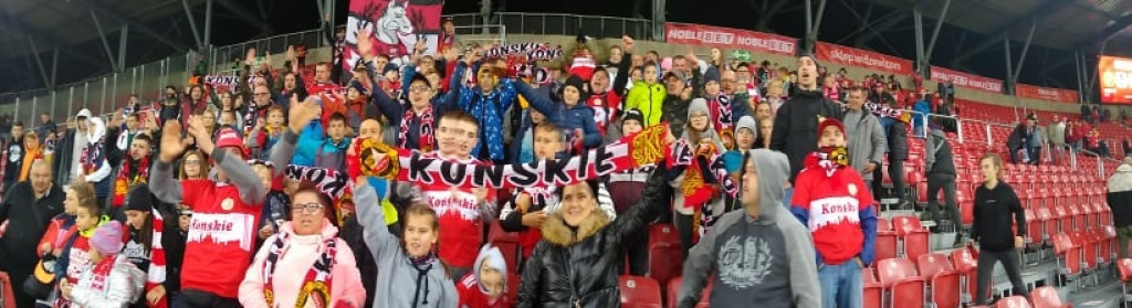 Dzieci z Końskich pojechały na mecz Widzewa [zdjęcia]