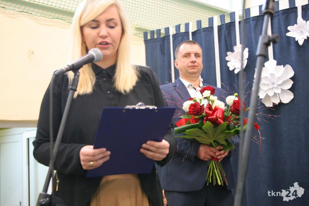 Piękne święto nauczycieli z gminy Końskie w Nieświniu. Z obawami w tle [wideo, zdjęcia]